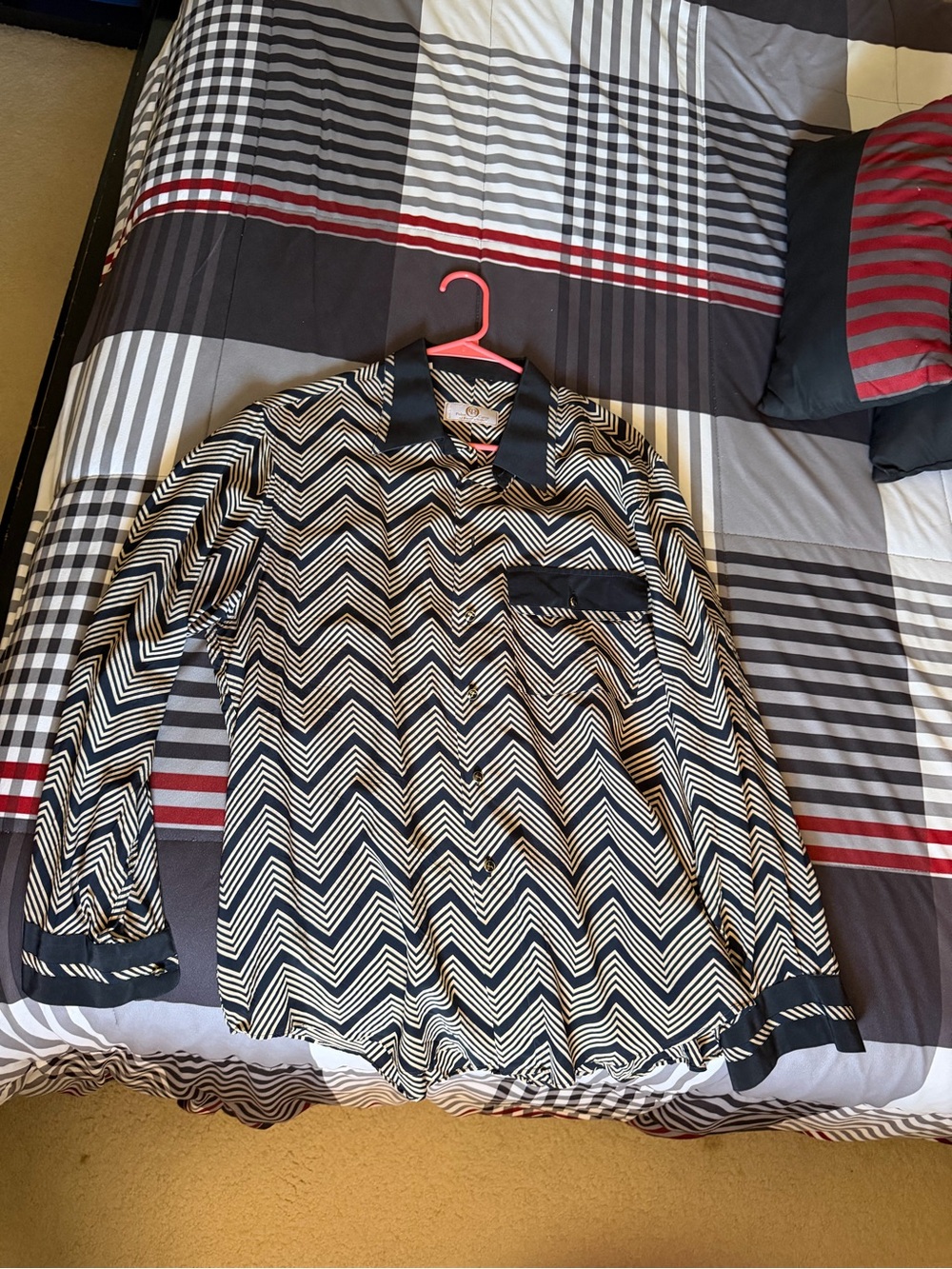 Chevron Pattern Long-Sleeve Dress Shirt - Black & Cream